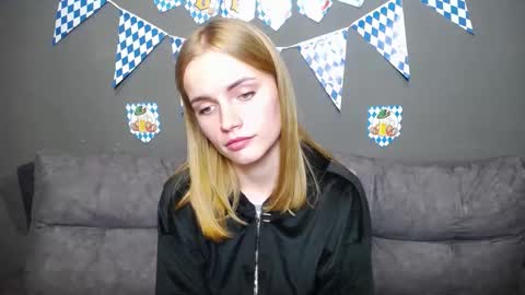 Snapshot of ritakiskis chatting on September 30, 9:36 pm ritakiskis online show from September 30, 9:36 pm