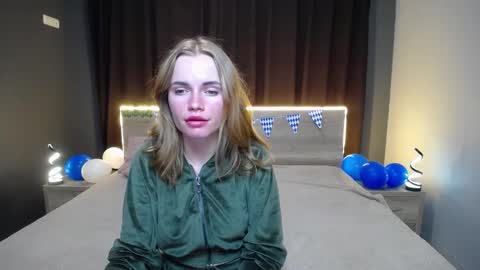Snapshot of ritakiskis chatting on September 22, 9:30 pm ritakiskis online show from September 22, 9:30 pm