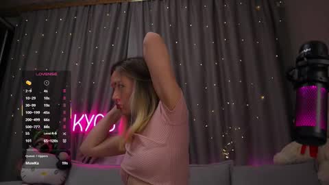 Rita online show from March 13, 1:42 am