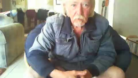 riveratggg online show from December 26, 6:19 am