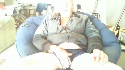 riveratggg online show from March 8, 7:49 am