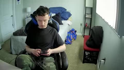 ro0stercogbern online show from April 5, 10:51 pm