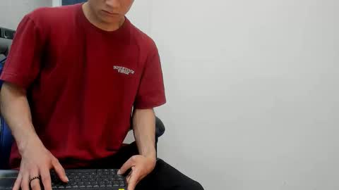 Roan Birkin online show from October 19, 7:18 pm