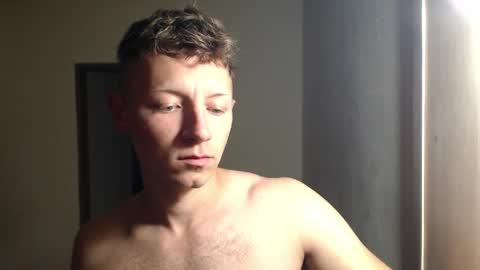 RoastingCorn online show from April 19, 3:51 am