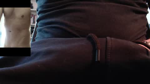 robby66_56 online show from March 11, 7:14 am