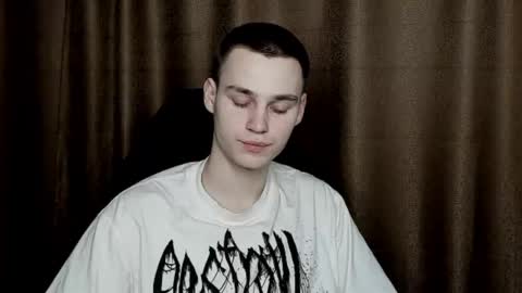 robert10211 online show from February 10, 7:49 pm