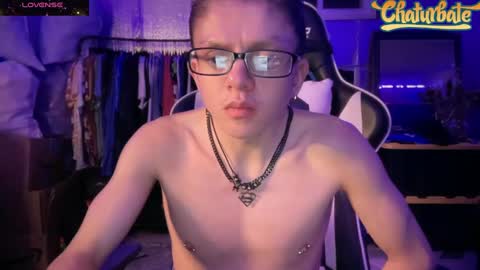 Robert Cici Jr. online show from November 10, 3:31 am