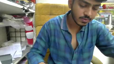 Robertsalia online show from September 26, 12:02 pm