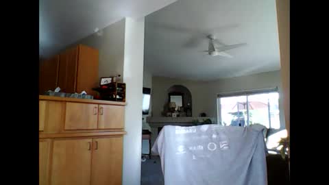 robo0000 online show from September 22, 4:00 pm