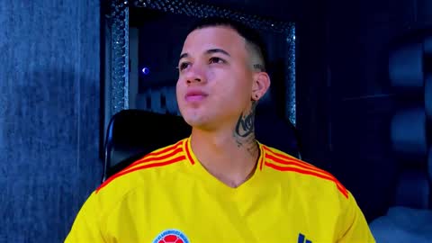 rocco_santos online show from January 7, 12:26 am