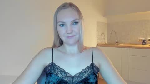 rock__baby online show from November 9, 4:05 am