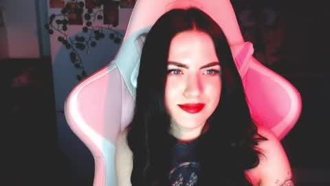 Sophie  online show from February 7, 4:35 pm