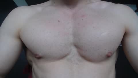 rocky muscle online show from December 13, 8:15 pm