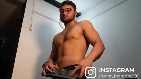 Roger Belmont online show from December 14, 3:46 am