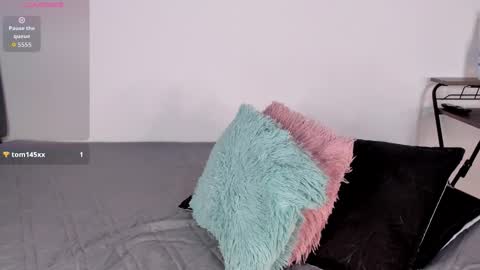 rojita30 online show from September 10, 4:46 am