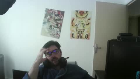 romainb72 online show from November 7, 8:17 am