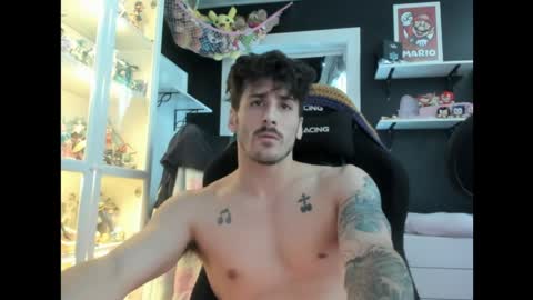 RomanJessica online show from April 9, 6:02 pm