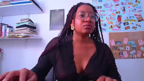 Is A Belle online show from December 22, 12:50 am