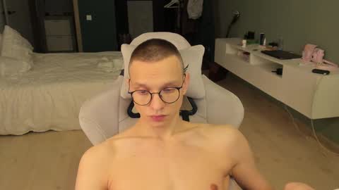 Romeo online show from February 10, 5:14 am