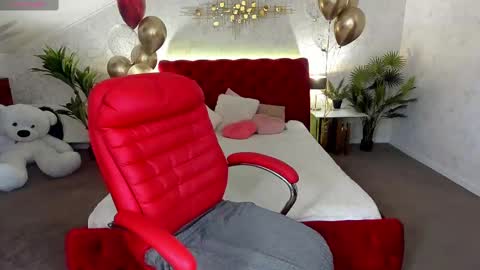 LUNA online show from February 11, 10:07 pm