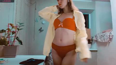 rosa843850 online show from January 16, 4:39 pm