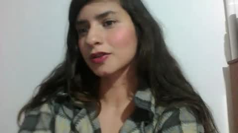 rosasvioletas online show from September 19, 12:04 am