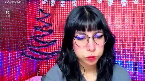 Ally online show from December 4, 7:57 pm