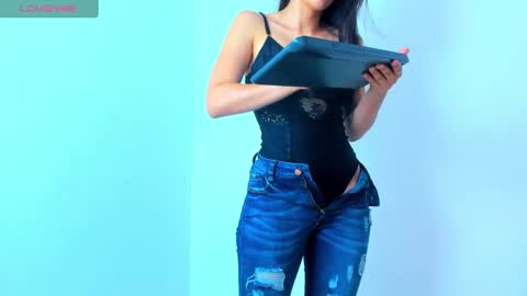 rose  cutee online show from February 4, 6:17 pm