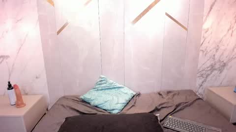 Rose 3 online show from March 8, 3:35 pm