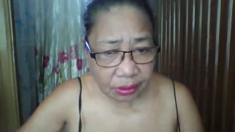rosebelle66 online show from May 7, 1:45 am