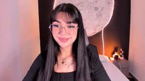 Rose online show from November 25, 2:38 pm