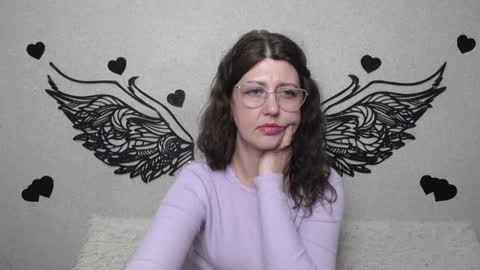 RoseHille online show from May 16, 10:36 am