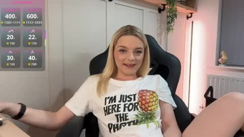 rose97 online show from March 29, 7:15 pm