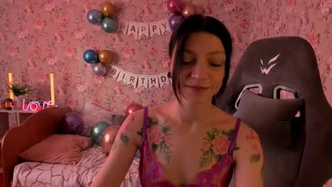 Lola online show from November 23, 4:10 am