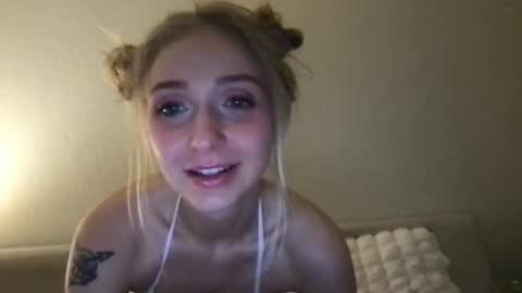 RosePuzzy69 online show from January 17, 8:13 am