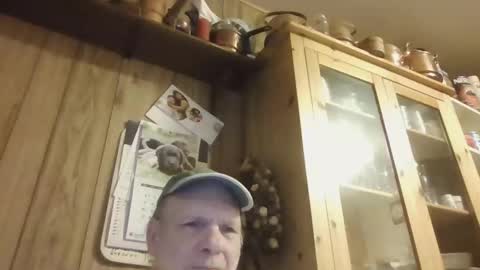 roses2u1958 online show from December 23, 12:14 am