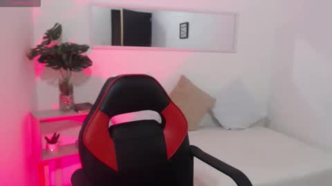 Roseta Still online show from March 21, 5:46 am