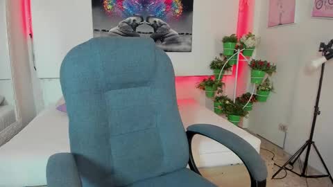 rosi_cooper online show from October 17, 11:14 am