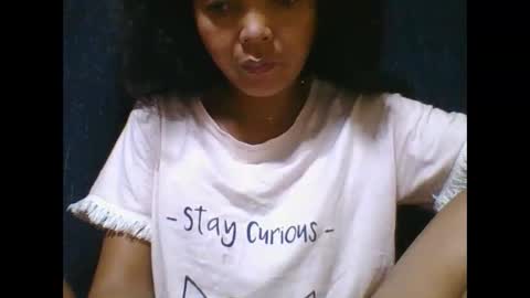 rosia685234 online show from November 30, 2:29 am