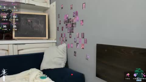 Rose  online show from March 26, 9:25 am