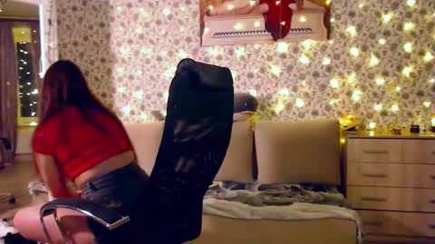 Rosie is waiting for YOU online show from November 27, 4:31 am