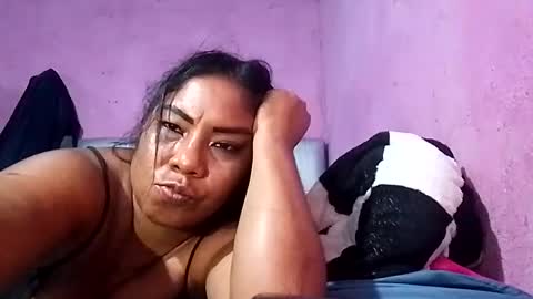 Snapshot of rosmerynava chatting on December 14, 5:40 am rosmerynavarro online show from December 14, 5:40 am