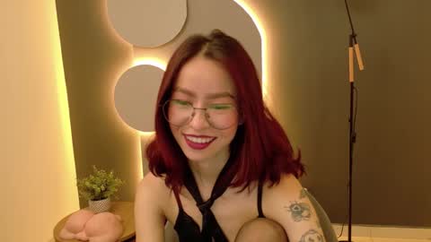 Miss Rosse online show from October 15, 1:23 pm