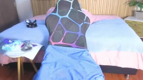 MY NAME IS  ROSSE  online show from May 9, 6:58 pm