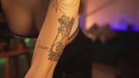 Rossey online show from September 20, 6:38 am