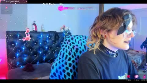 Rossie hunt online show from March 26, 2:00 pm