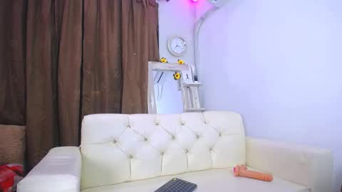 Snapshot of rous_25 chatting on March 12, 3:40 pm rous_25 online show from March 12, 3:40 pm