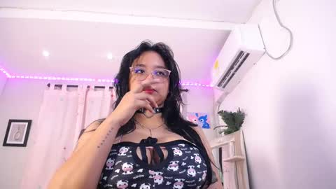Snapshot of rous_25 chatting on September 24, 11:17 am rous_25 online show from September 24, 11:17 am