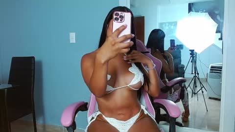 ROUSE  online show from February 1, 11:48 pm