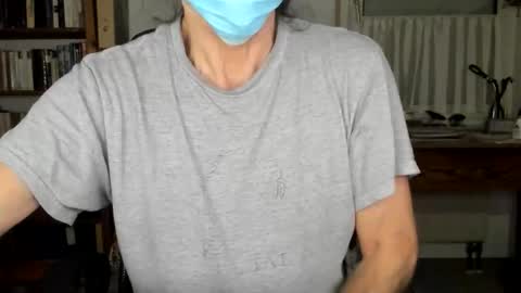 routi97 online show from March 4, 6:38 pm